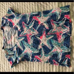 Starfish pattern Lilly Pulitzer swoop neck Tshirt